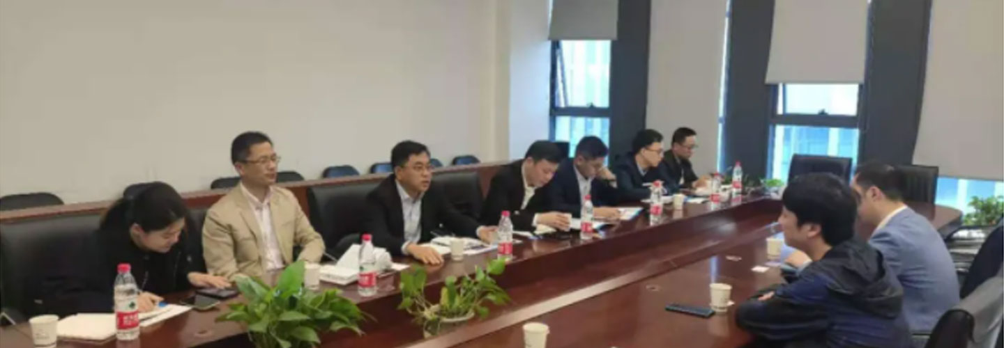 Yang Wenhua, vice mayor of Haining City, and his delegation visited Zibuyu